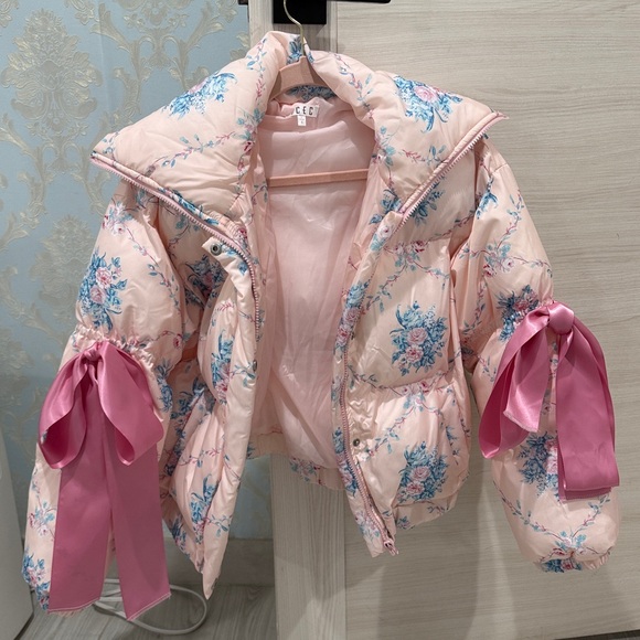 Floral bow puffer jacket - Picture 2 of 2